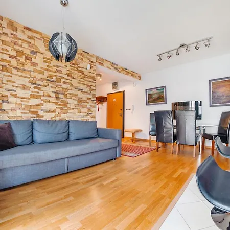 Maria Ludwika, Sun & Snow Sopot