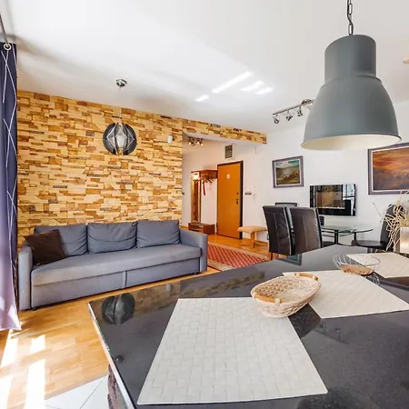 Maria Ludwika, Sun & Snow * Sopot