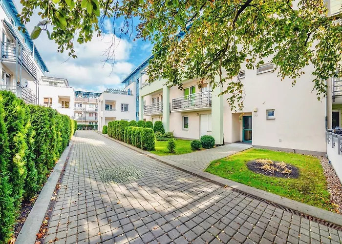 Maria Ludwika, Sun & Snow *